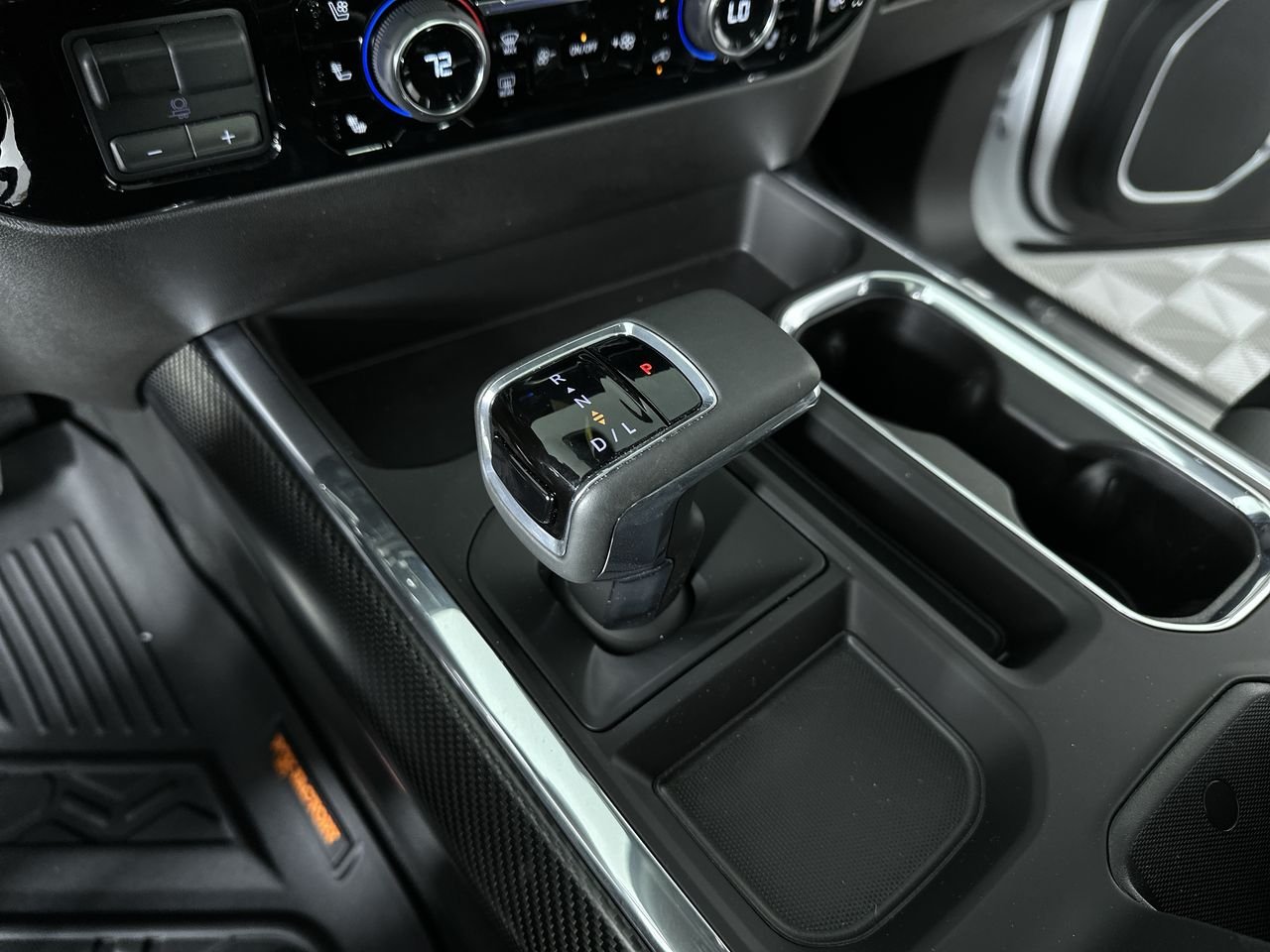 2025 Chevrolet Silverado 1500 LTZ - Photo 114