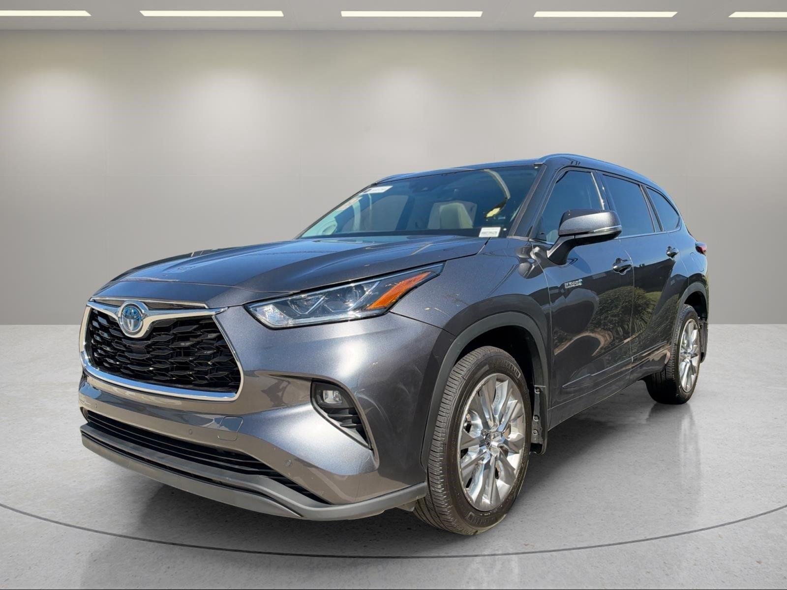 Used 2021 Magnetic Gray Metallic Toyota Hybrid Limited image 1