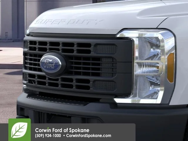 New 2026 Oxford White Ford XL image 17