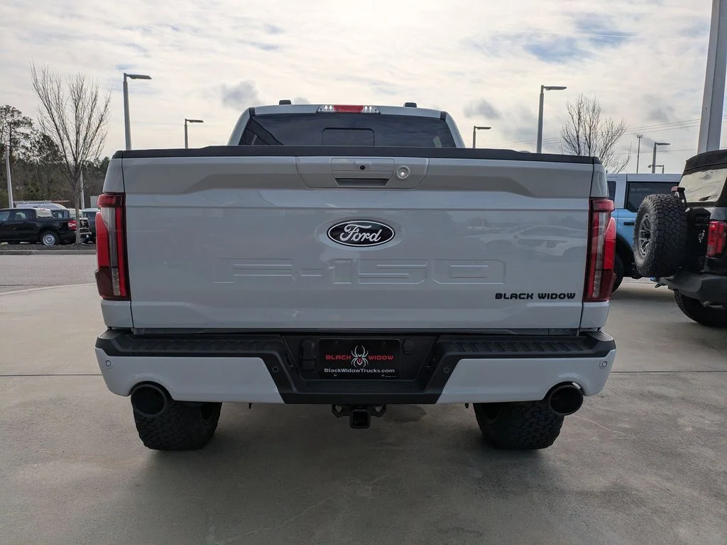 New 2026 Avalanche Ford Lariat image 5