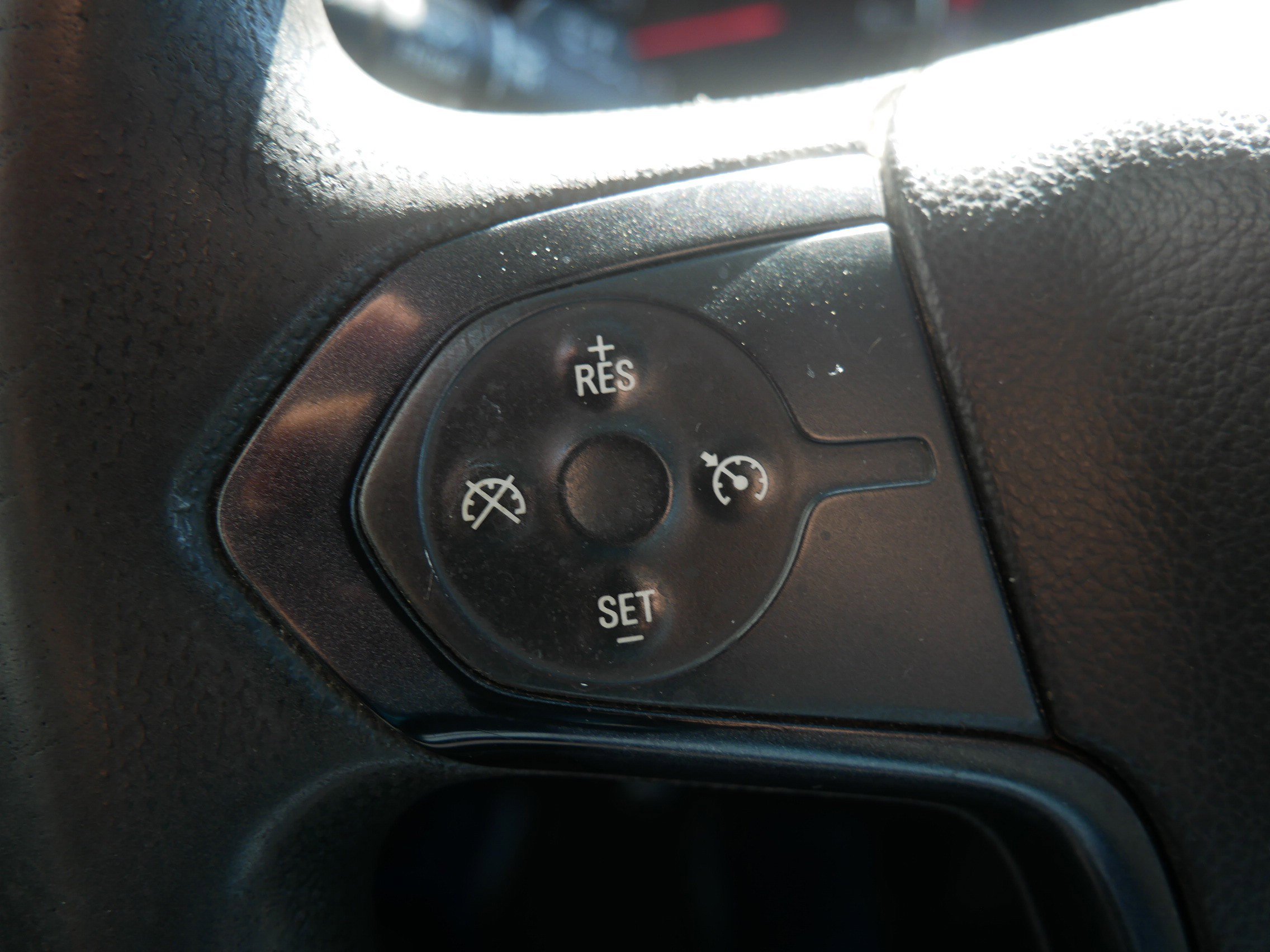Used 2014 White Chevrolet Work Truck image 27
