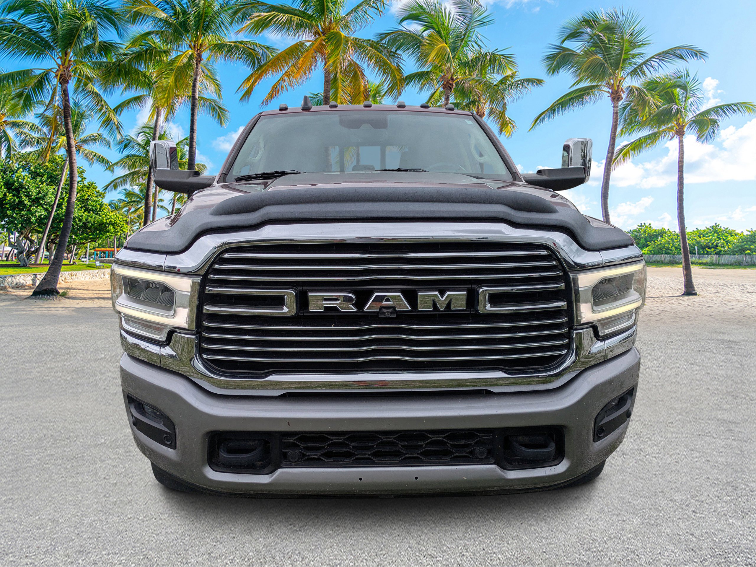 Used 2020 Delmonico Red Pearlcoat Ram Laramie image 8