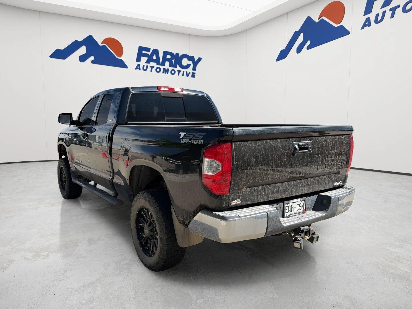 Used 2014 Black Toyota SR5 image 4