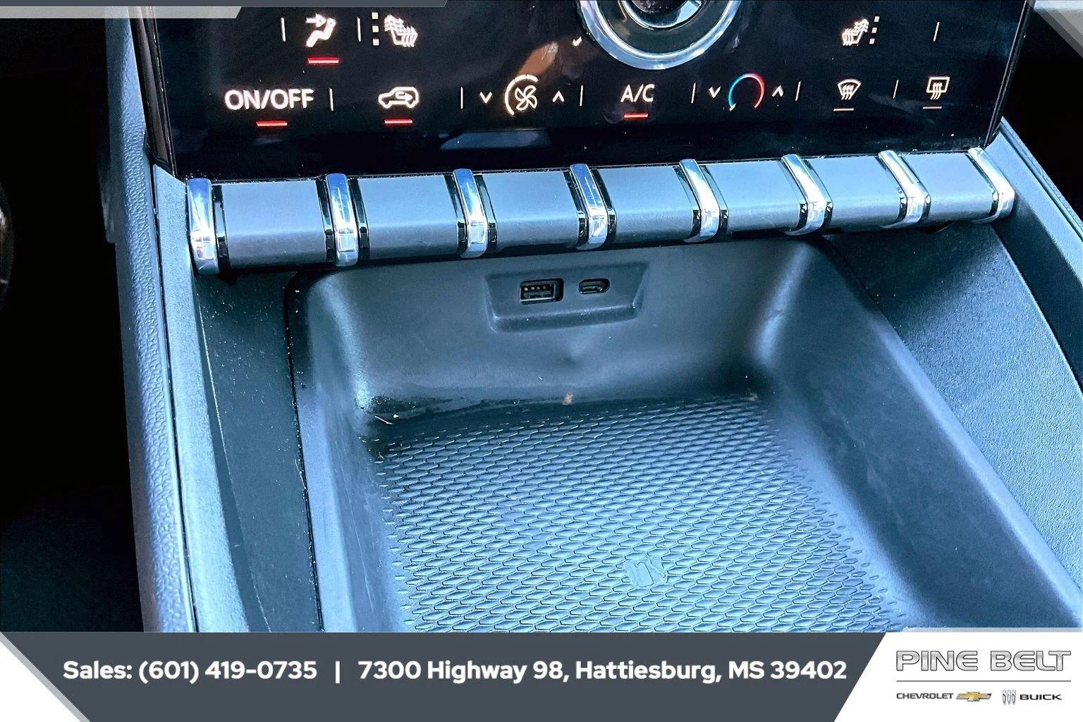 Used 2026 Summit White GMC Elevation image 24