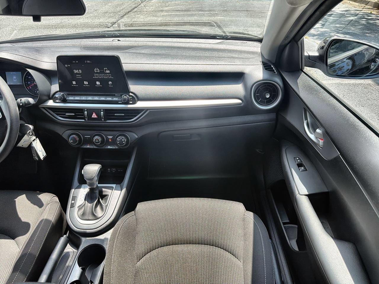 Used 2021 Black Kia LXS image 24