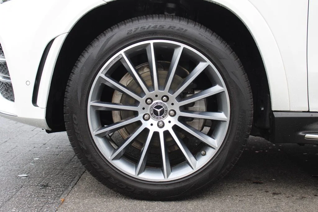 Certified Used 2021  Mercedes-Benz GLE 350 image 9
