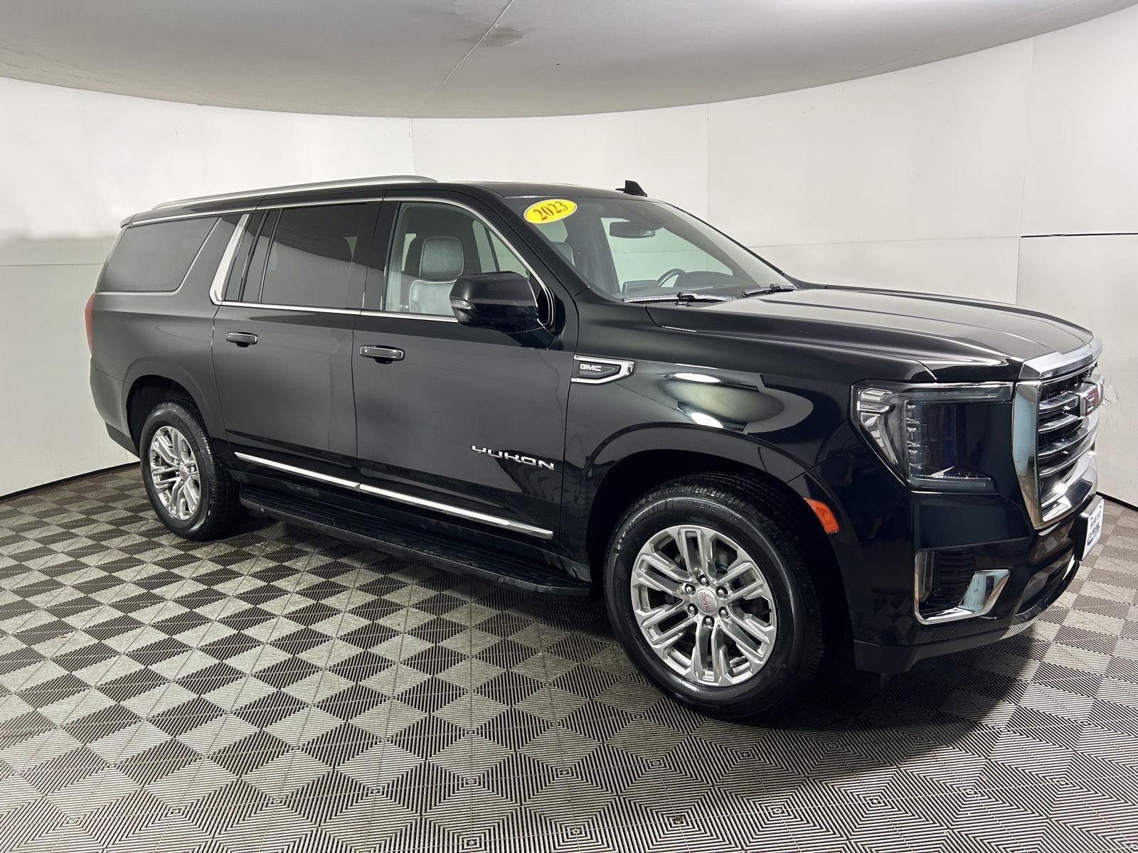 Used 2023 Onyx Black GMC SLT image 5