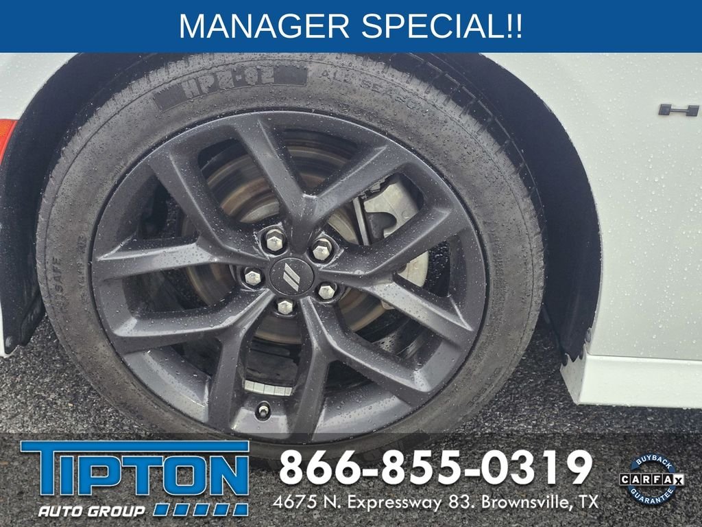 Used 2022 White Dodge R/T image 9