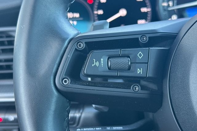 Used 2023  Porsche Carrera 4S image 27