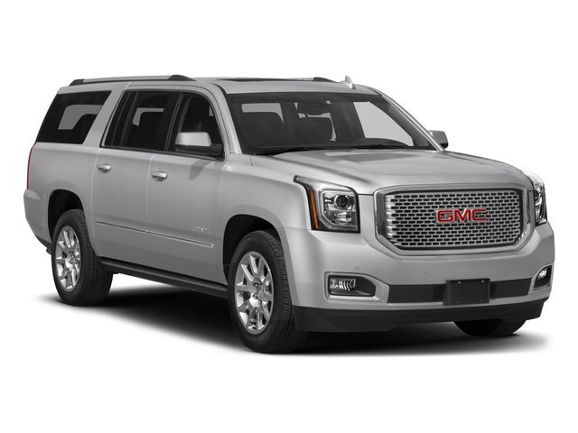 Used 2018 Onyx Black GMC Denali image 9