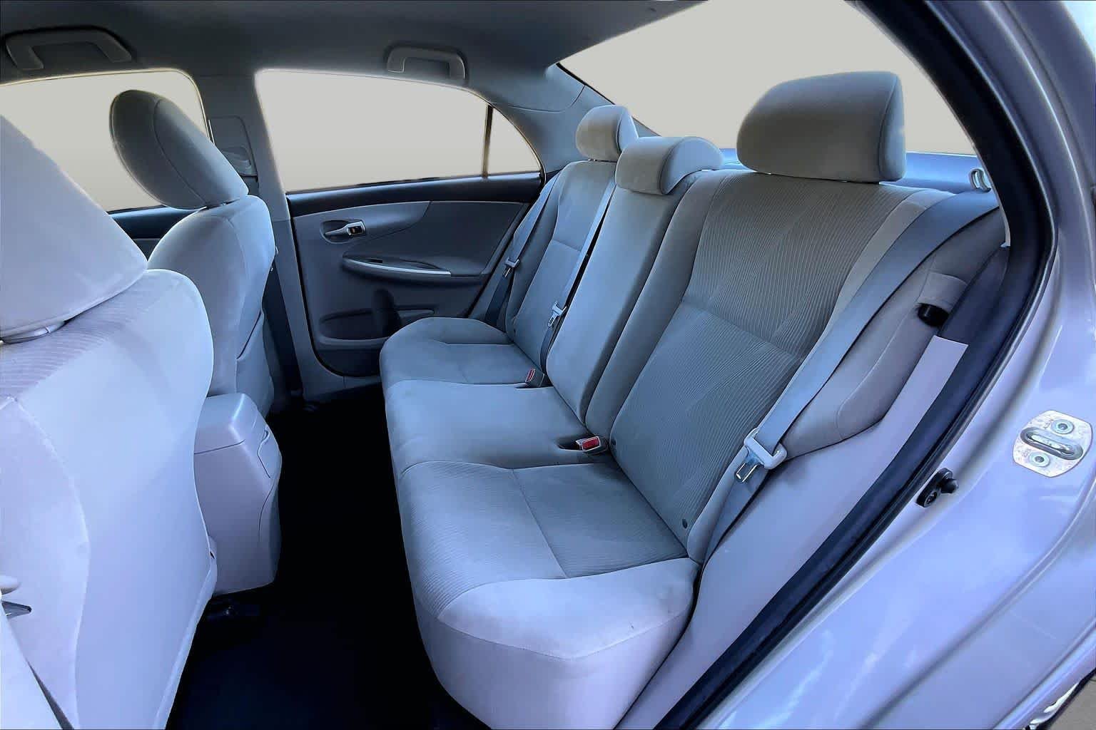 Used 2012 Classic Silver Metallic Toyota LE image 21