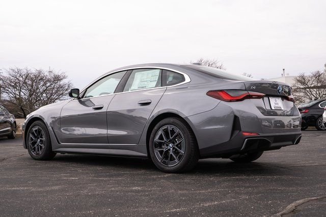 2025 BMW i4 40 - Photo 6