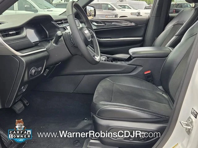 Used 2023 White Jeep Altitude X image 5