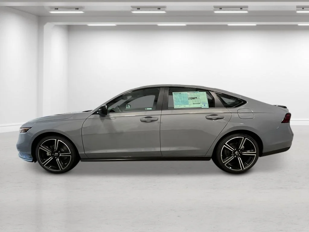 New 2026 Urban Gray Pearl Honda Sport image 2