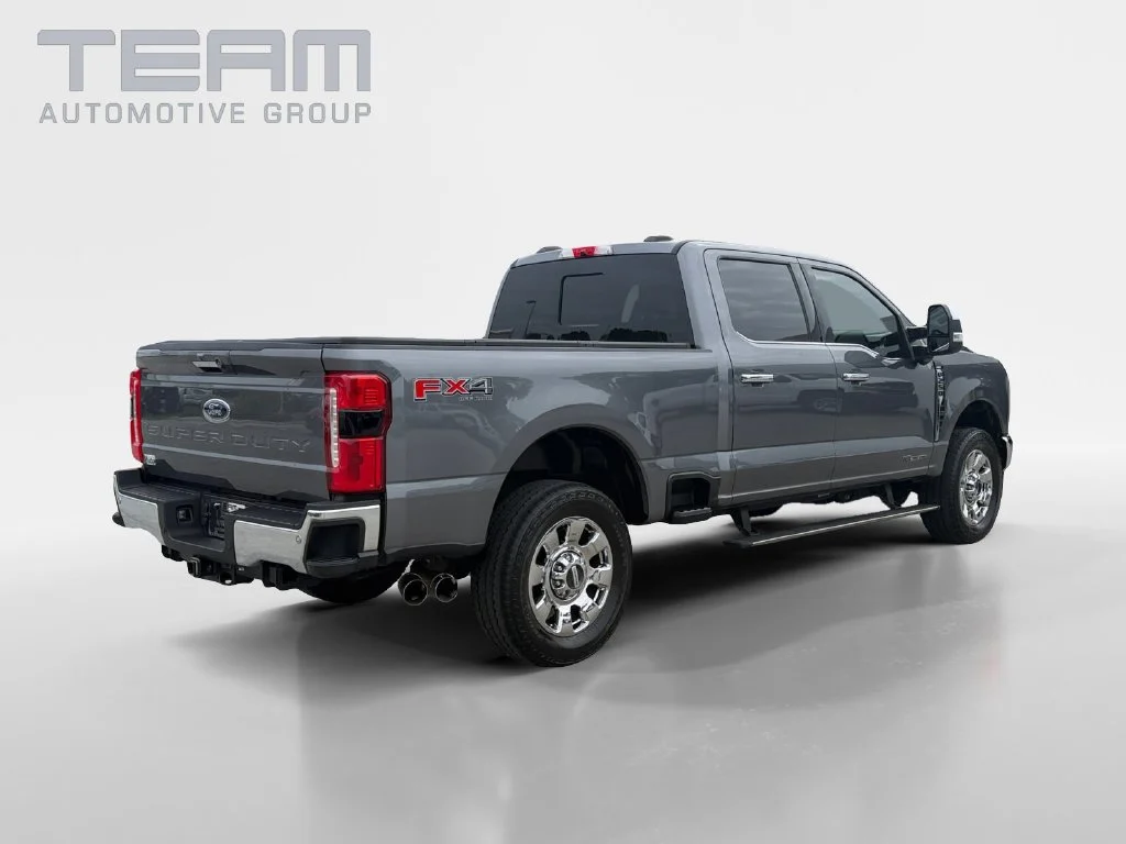 Used 2024 Gray Ford Lariat image 7