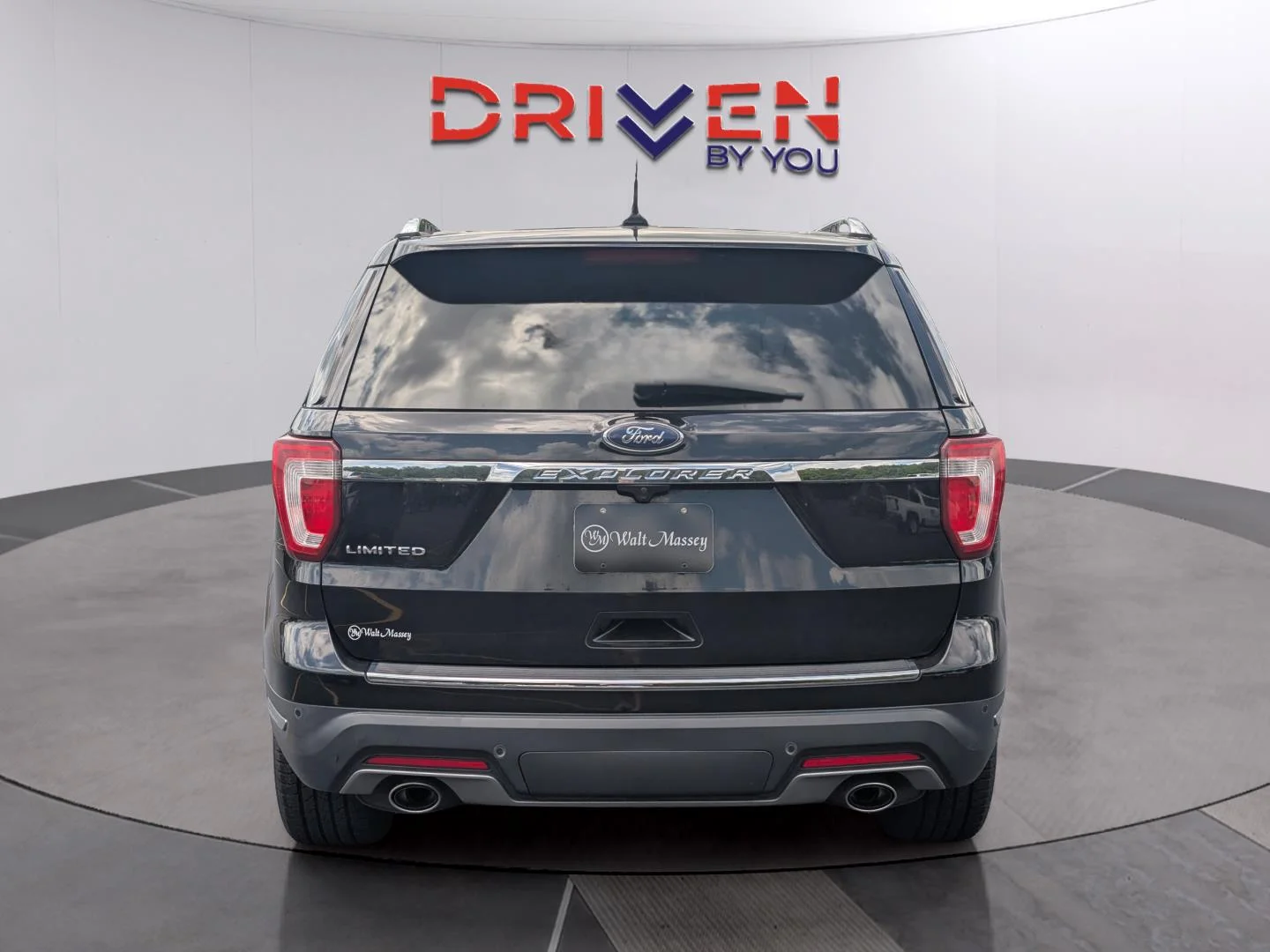 Used 2019 Agate Black Ford Limited image 4