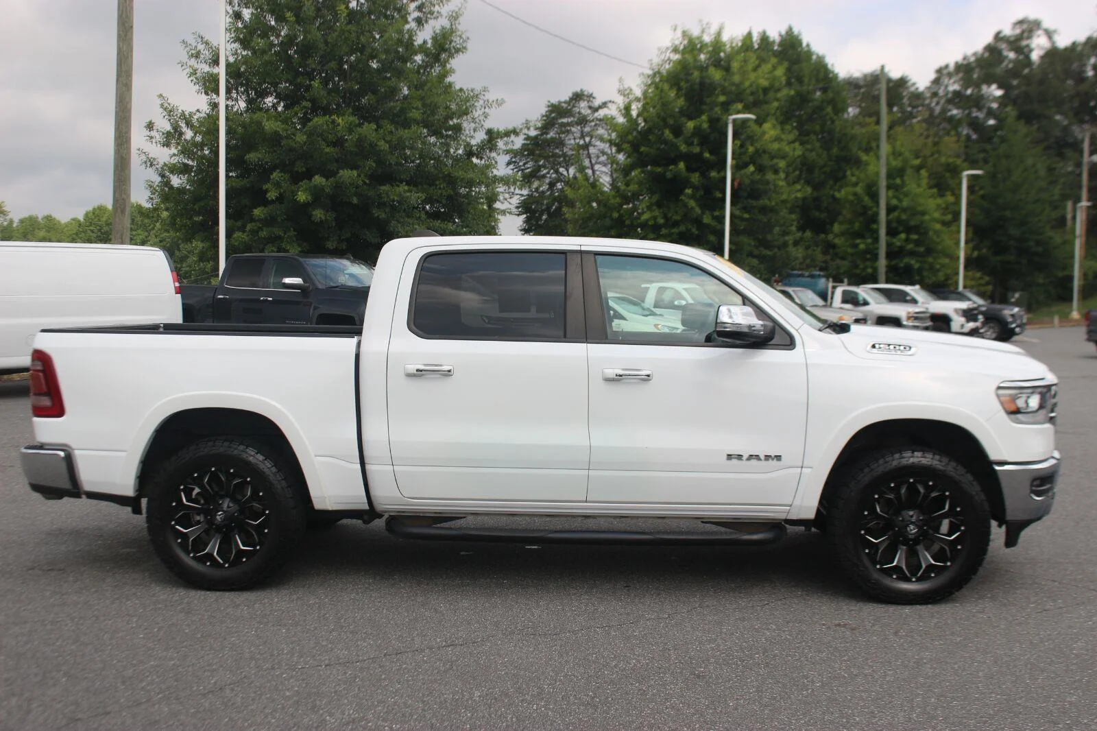 Used 2020 White Ram Laramie image 8