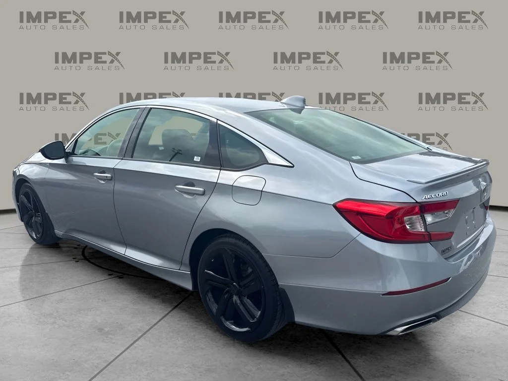 Used 2020  Honda Sport image 2