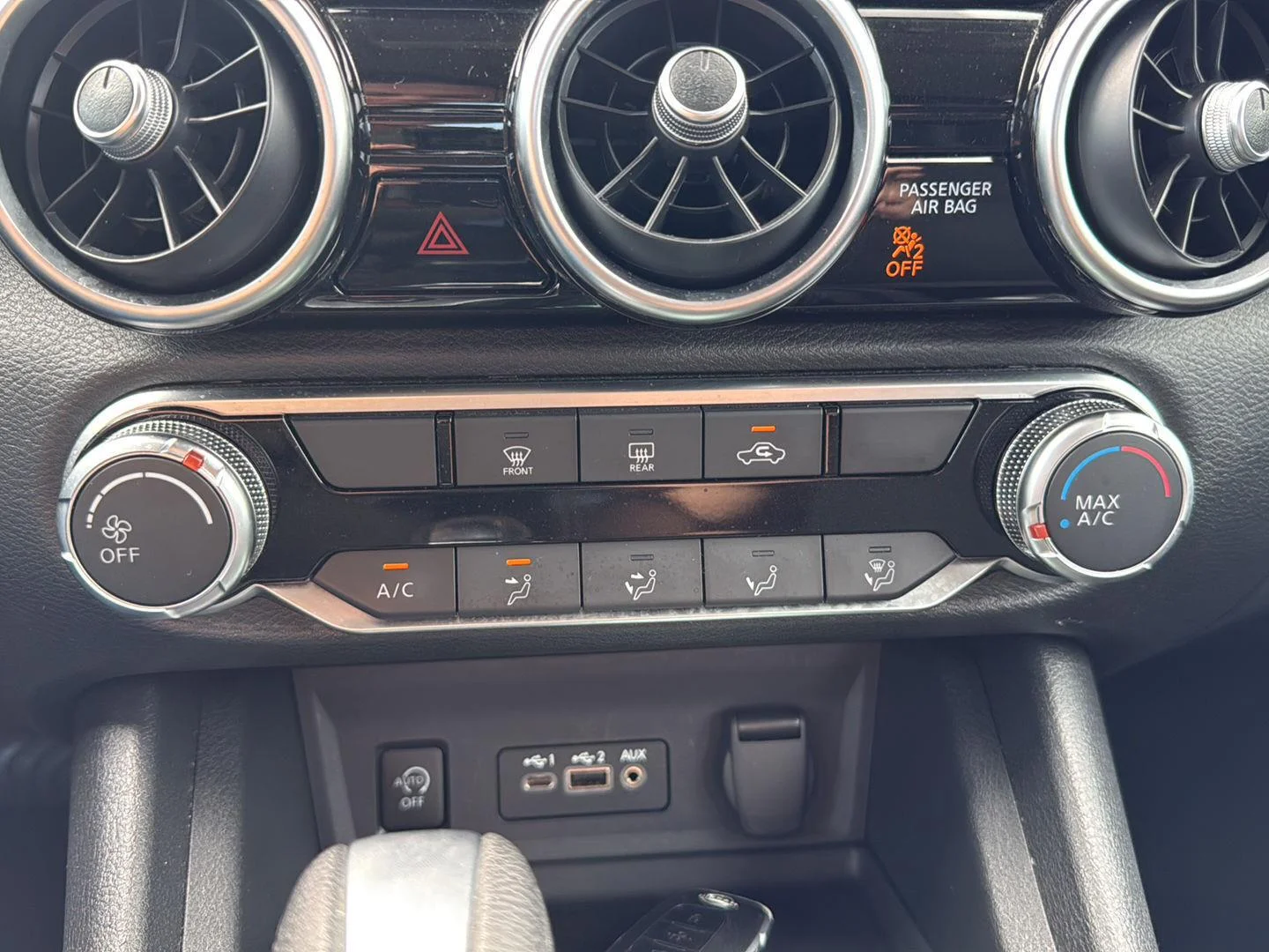 2024 Nissan Sentra SV - Photo 19