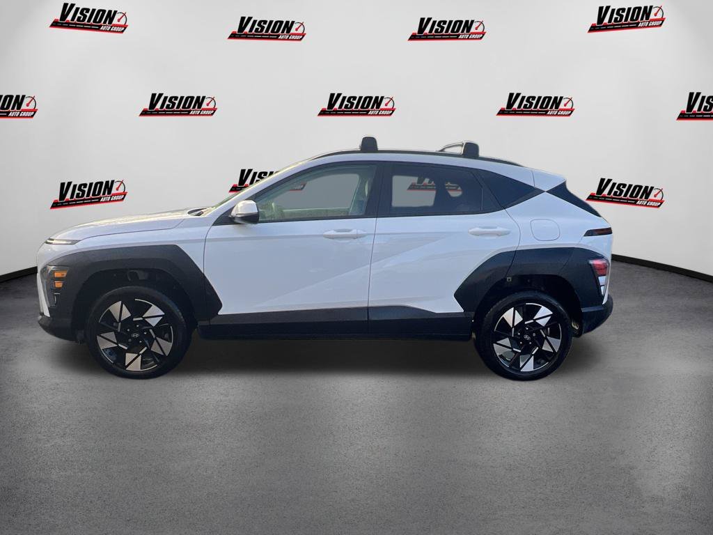 Certified Used 2025 White Hyundai SEL Convenience image 3