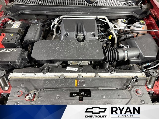 Used 2025 Radiant Red Tintcoat Chevrolet Z71 image 30