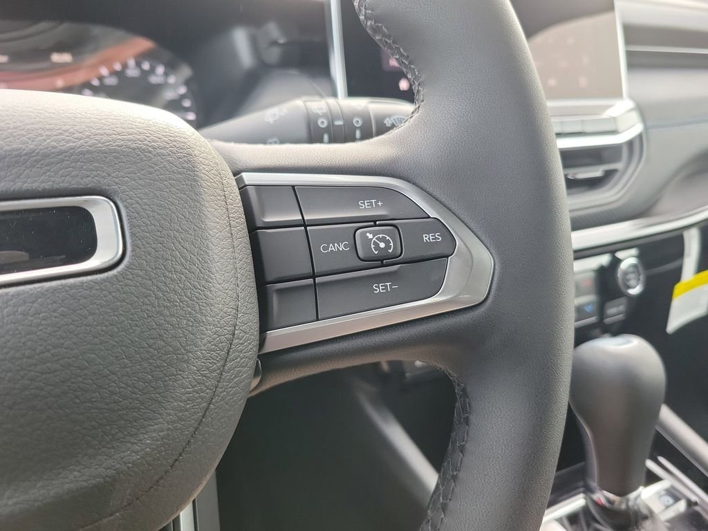 New 2026 Joose (DISC) Jeep Latitude image 24