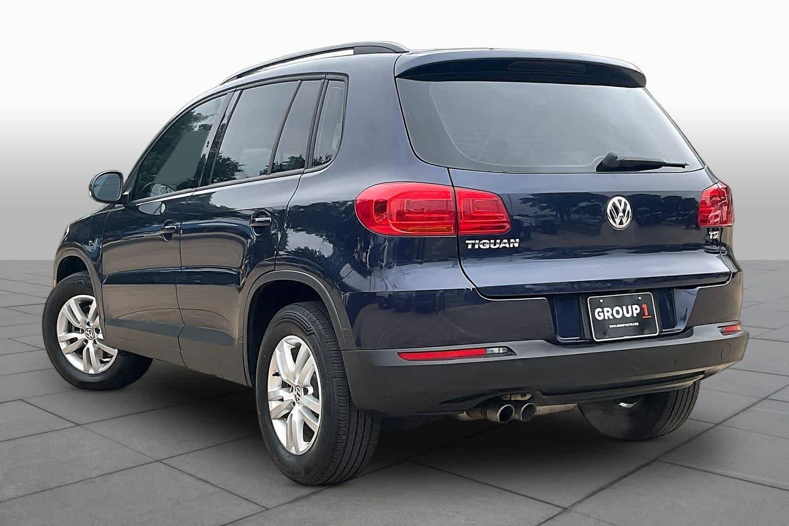 Used 2016 Night Blue Metallic Volkswagen S image 12