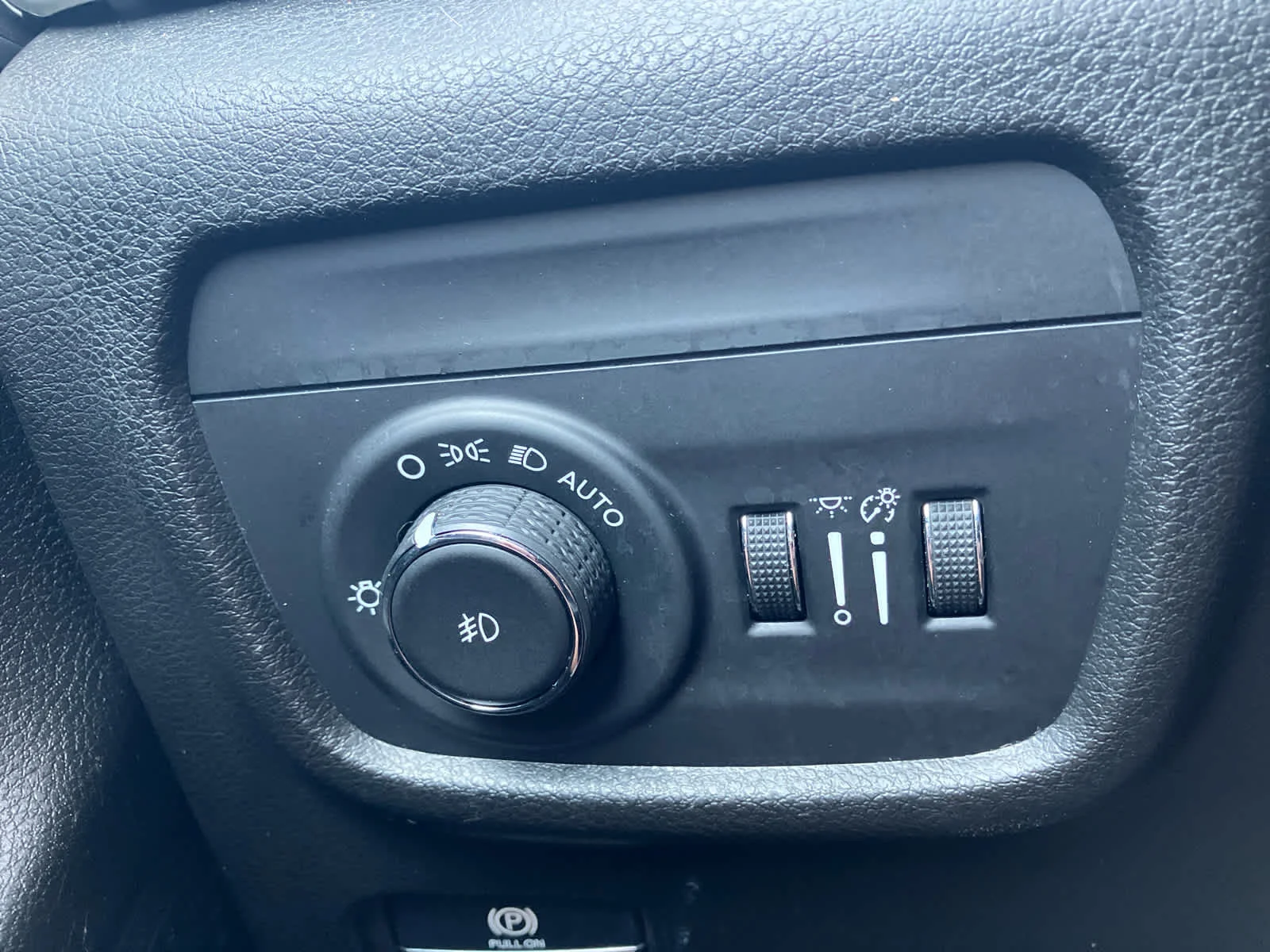 Used 2023 Bright White Clearcoat Jeep Limited image 15
