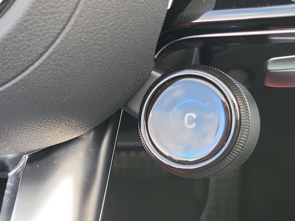New 2027 MANUFAKTUR Alpine Grey Mercedes-Benz AMG® CLE 53 4MATIC+ Cabriolet image 29