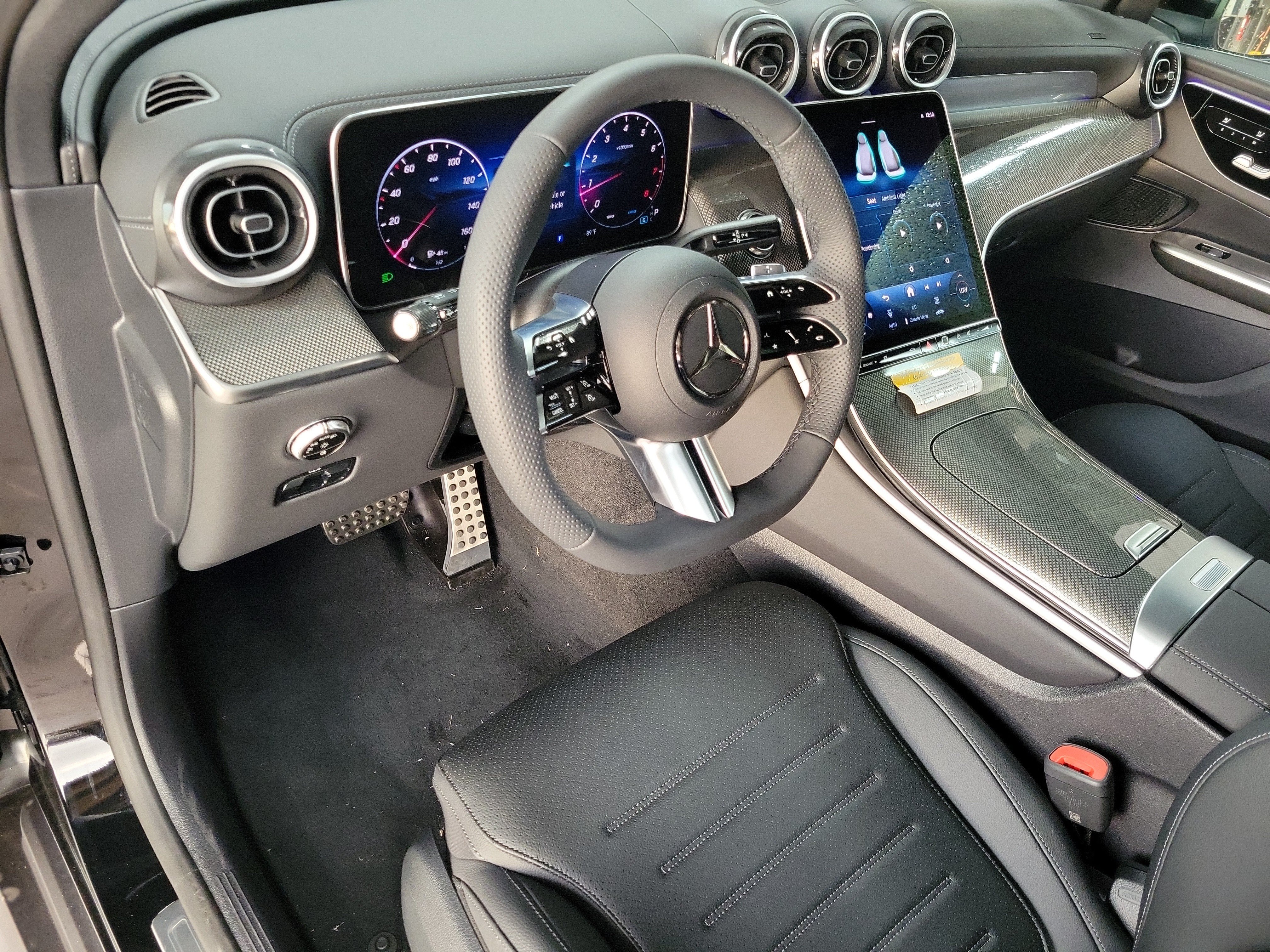 New 2026 Black Mercedes-Benz GLC 300 image 50