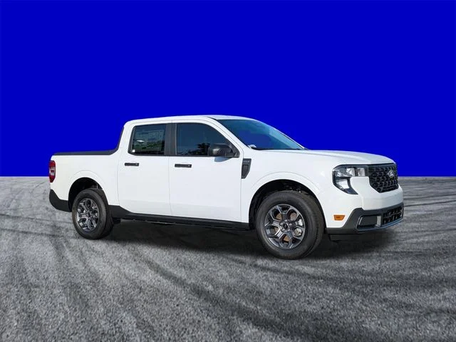 New 2026 Oxford White Ford XLT image 2