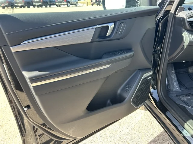 Used 2025 BLACK BUICK Preferred image 20