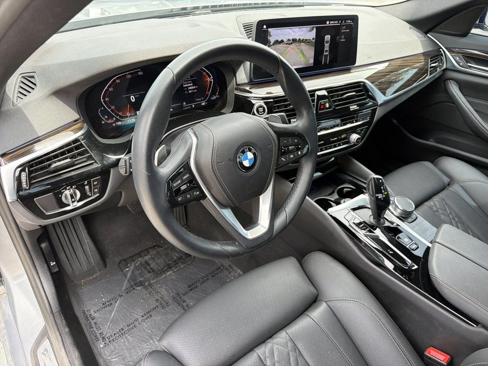 Used 2023 Skyscraper Grey Metallic BMW 540i image 21