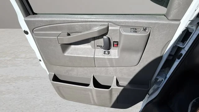 Used 2024 Summit White Chevrolet WT image 17
