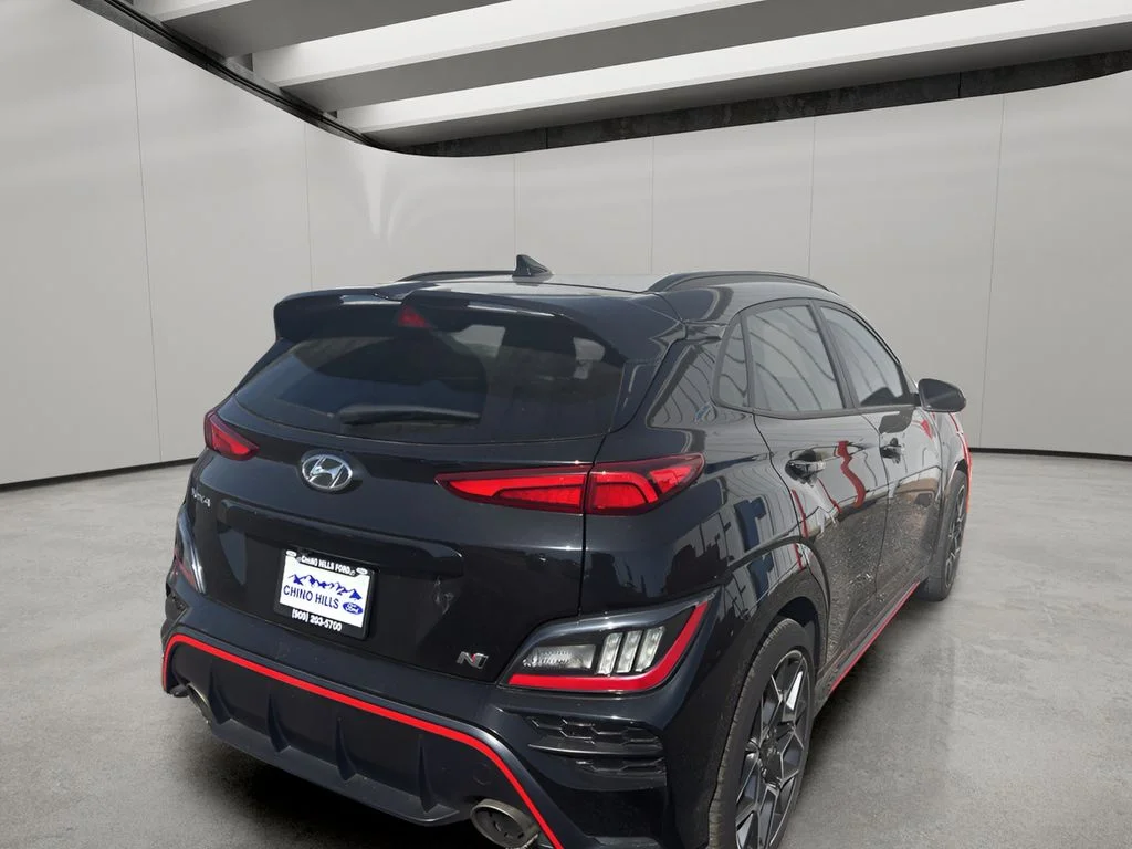 Used 2022 Ultra Black Hyundai Base image 4