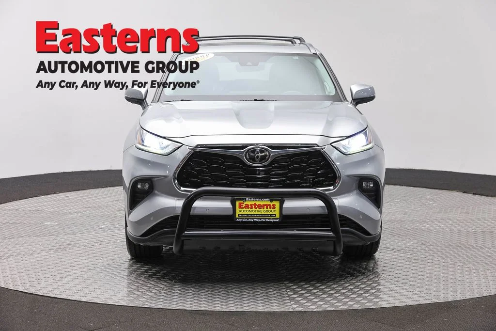 Used 2021 Silver Toyota Limited image 2