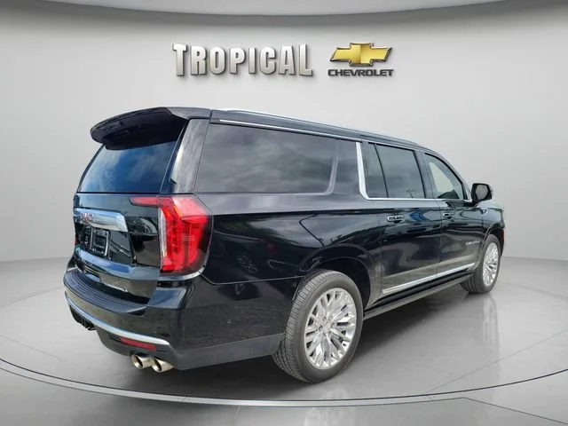 Used 2023 Onyx Black GMC Denali image 5
