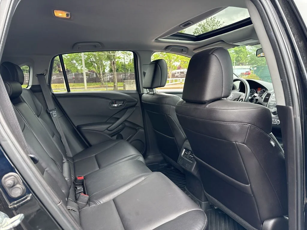 Used 2018 Crystal Black Pearl Acura Base image 22