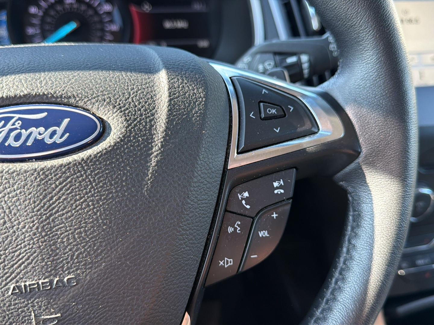 Used 2018 Ruby Red Metallic Tinted Clearcoat Ford SEL image 11