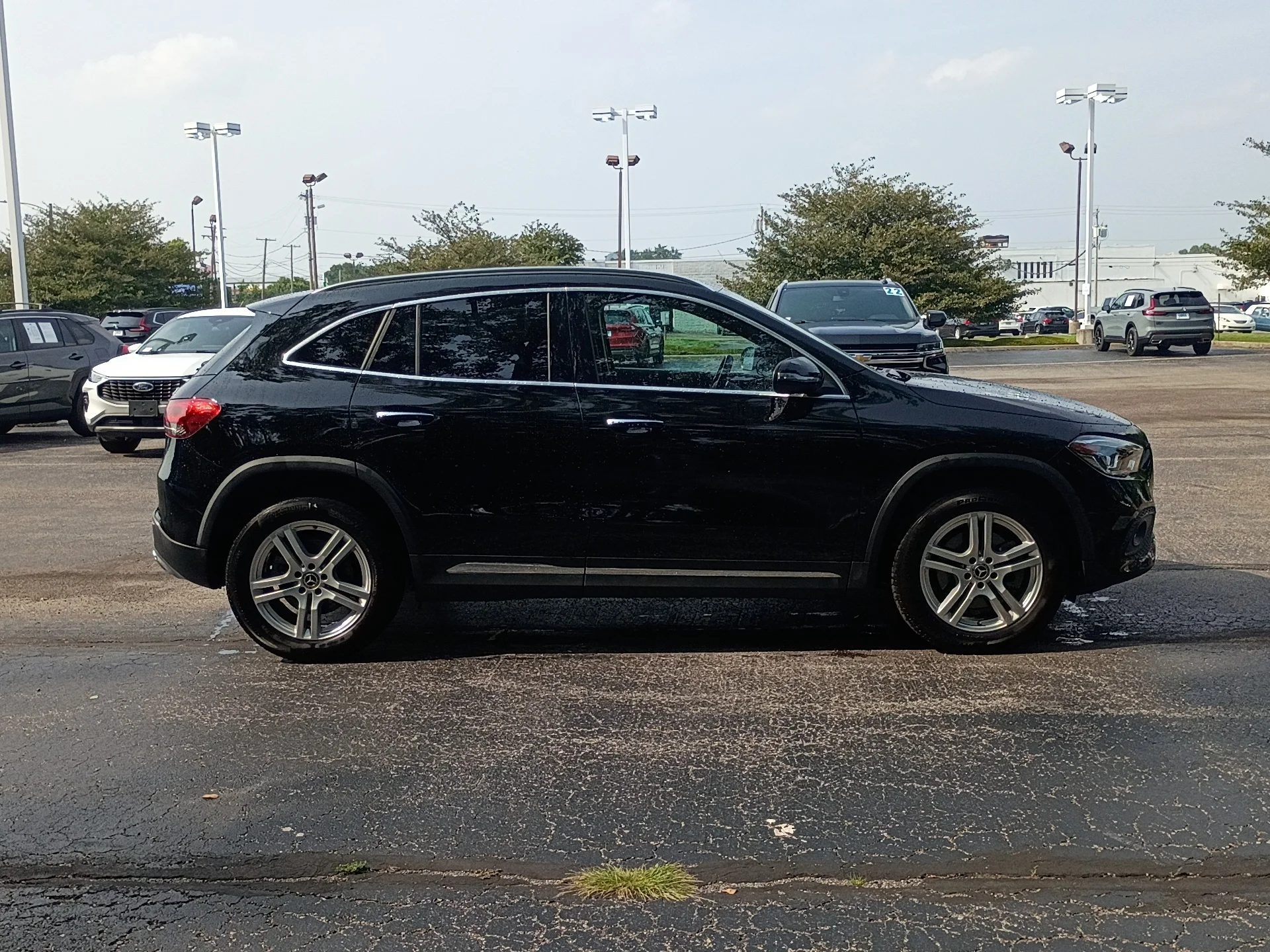 Used 2021 Night Black Mercedes-Benz GLA 250 4MATIC® image 2