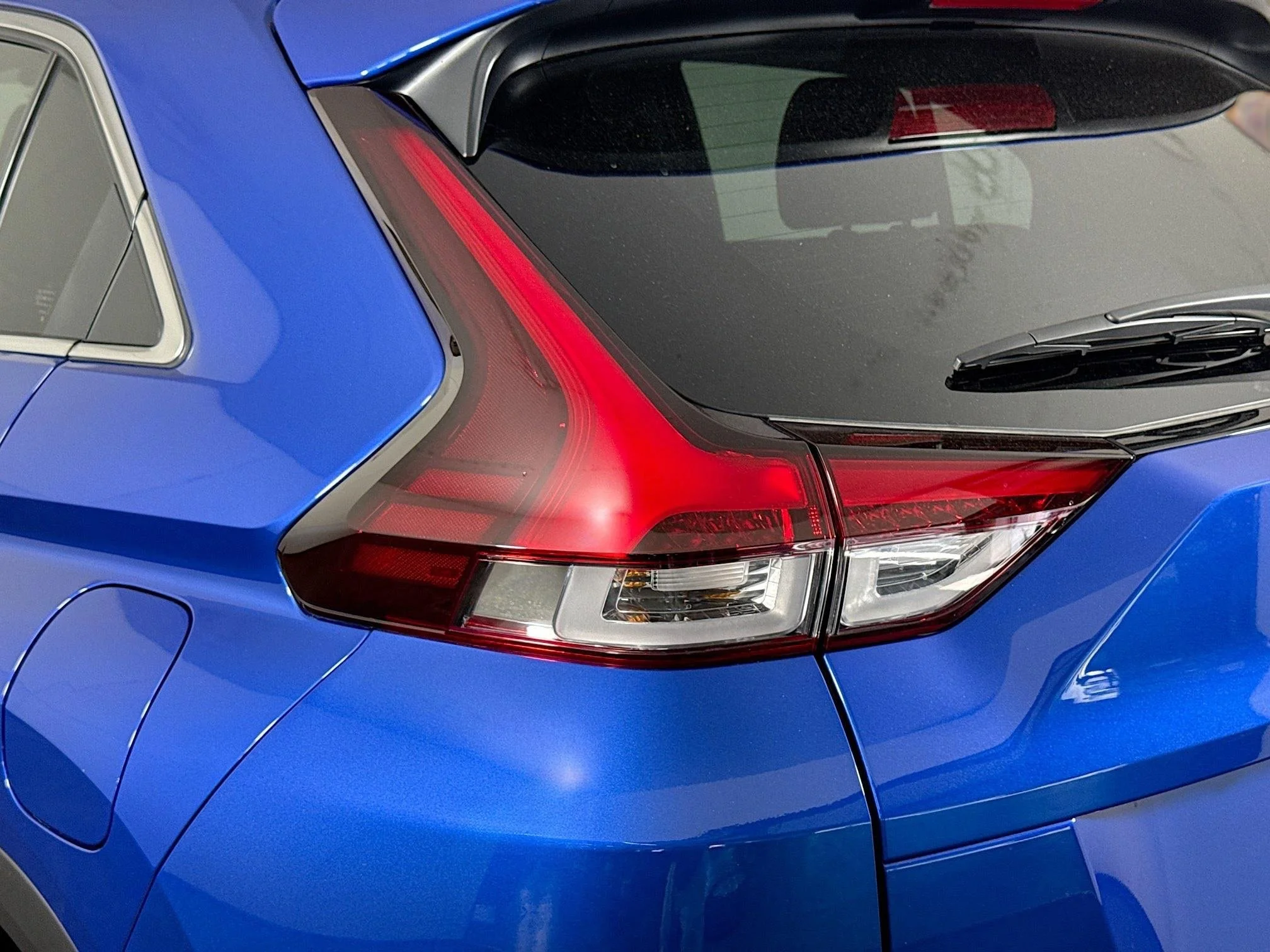 Used 2026 Lightning Blue Metallic Mitsubishi Black Edition image 32