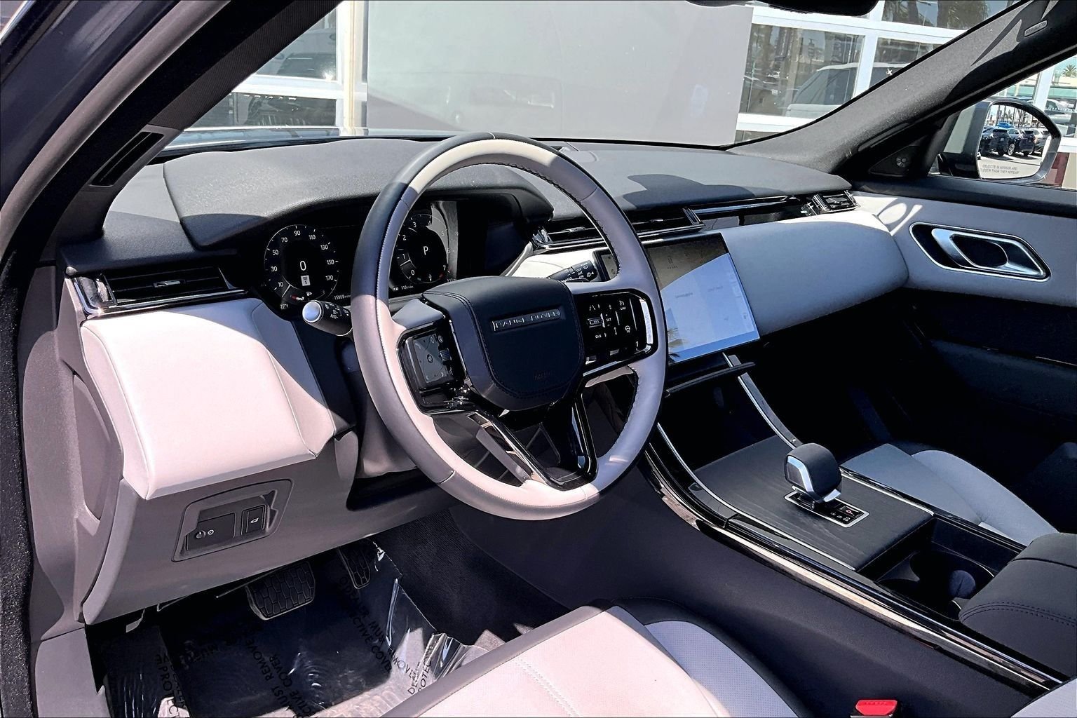 Used 2026 Blue Land Rover S image 14