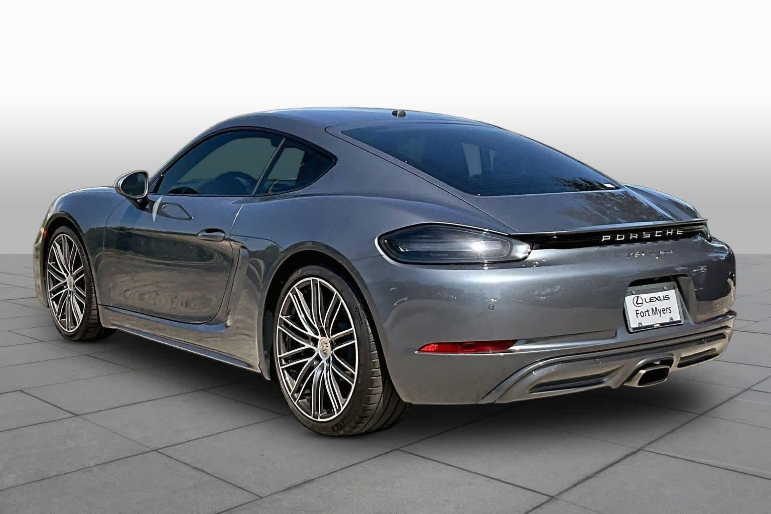 Used 2025 Vanadium Grey Metallic Porsche  image 12