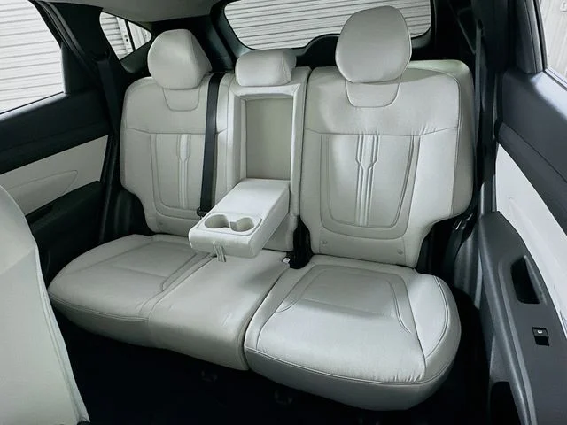 New 2026 Black Hyundai SEL image 11