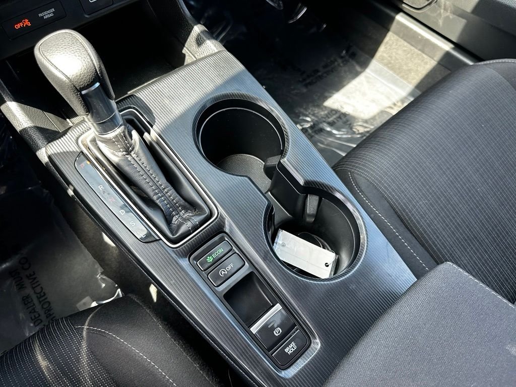 Used 2024  Honda LX image 26