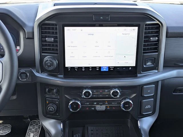 New 2026 Oxford White Ford XLT image 17