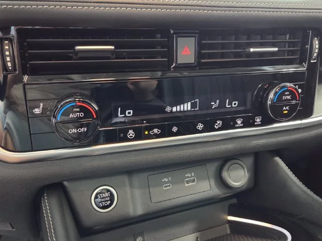 Used 2023 Gray Nissan Platinum image 23