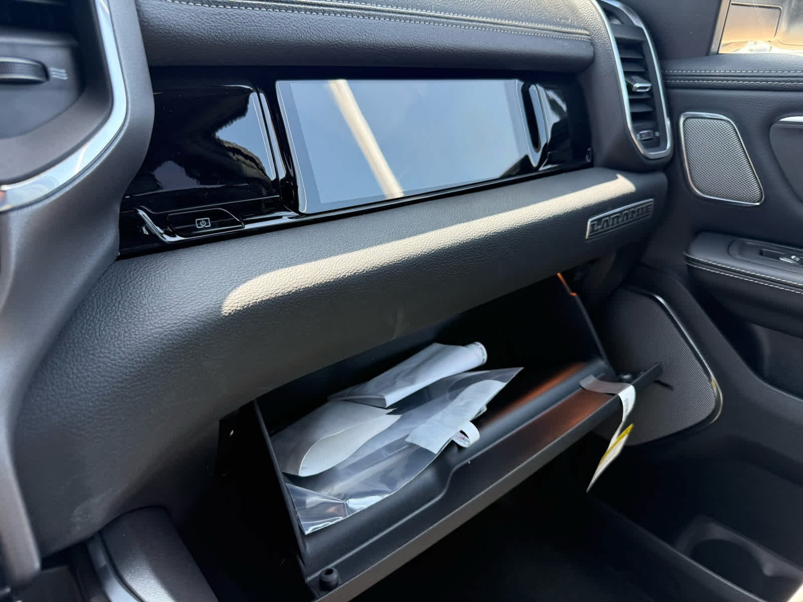 New 2026 Bright White Clearcoat Ram Laramie image 27