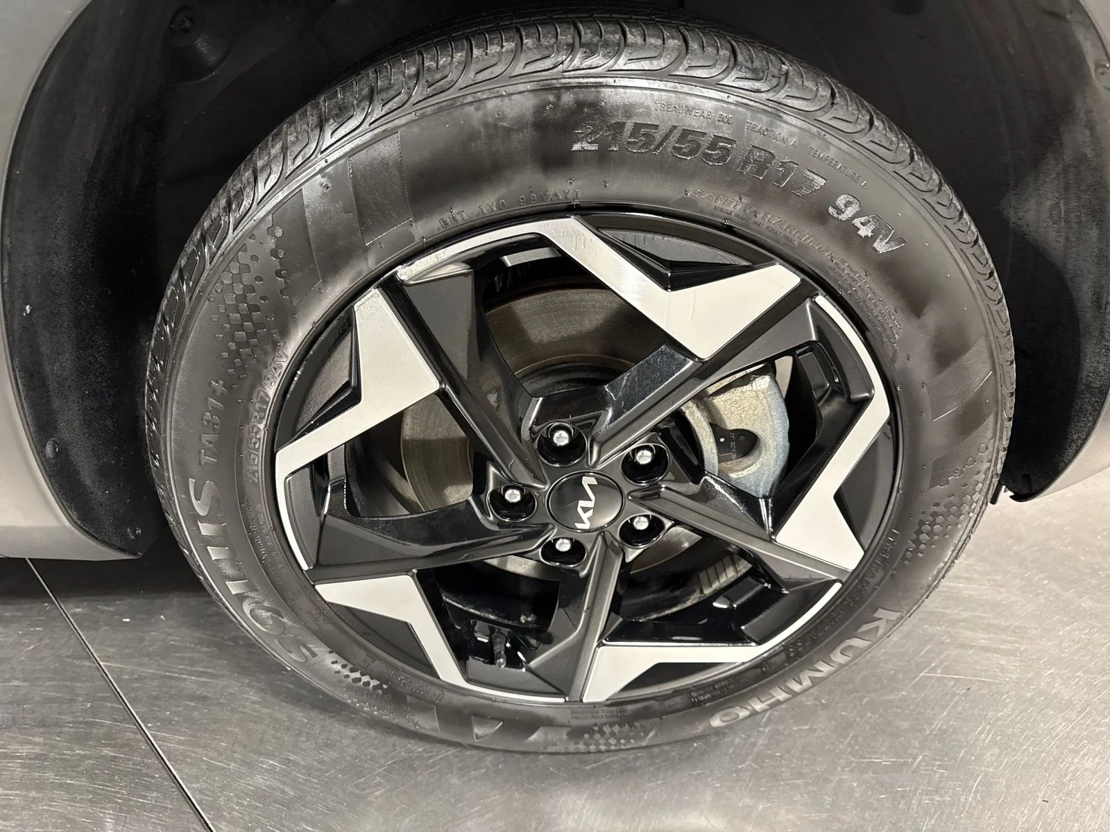 Used 2024 Black Kia EX image 14