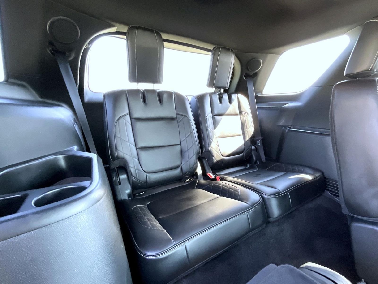 Used 2018 Black Ford Platinum image 20